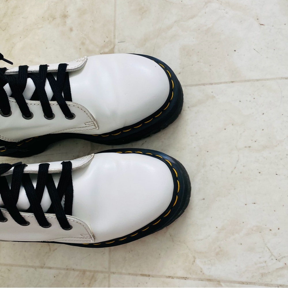 $180 Dr. Martens Jadon White Smooth Leather 8-eye High Top Platform Boots Size 7 - Picture 9 of 15